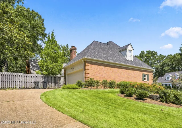 4th image of 10 Moss Forest Pl, Jackson, MS 39211 | MLS# 4155372