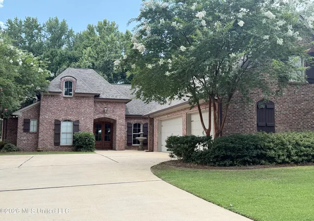 Homes for sale in Madison, MS | 197 Cotton Wood Dr, Madison, MS 39110 | MLS# 4155327