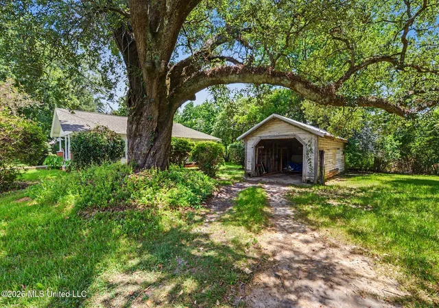 3rd image of 118 Don Vincent Dr, Lucedale, MS 39452 | MLS# 4155361
