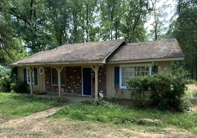 Photo 1 of Single family home for sale at 247 Dona Ave, Jackson, MS 39212 | MLS# 4155338 | Listing updated on 2026-08-27
