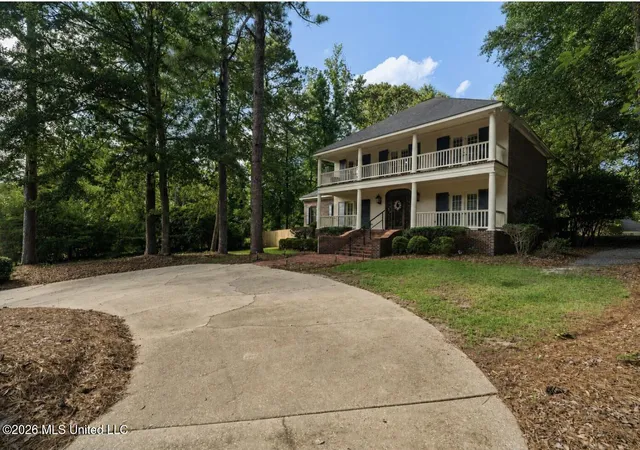 Homes for sale in Hattiesburg, MS | 16 Dunleith Ct, Hattiesburg, MS 39402 | MLS# 4155341