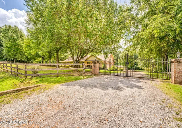 Homes for sale in Byhalia, MS | 471 Farley Rd, Byhalia, MS 38611 | MLS# 4155356