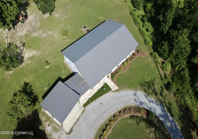 Photo 3 of Single family home for sale at 1592 Richland Rd, Silver City, MS 39166 | MLS# 4156668 | Listing updated on 2026-07-22