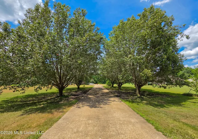 Homes for sale in Coldwater, MS | 537 Golden Pond Dr, Coldwater, MS 38618 | MLS# 4155399