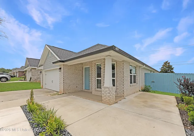 Photo 2 of Sale Pending at 14051 Old Mossy Trl, Gulfport, MS 39503 | MLS# 4155964 | Listing updated on 2026-08-17