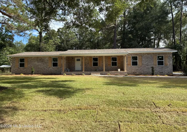 Homes for sale in Moss Point, MS | 12908 Dixie Hill Dr, Moss Point, MS 39562 | MLS# 4155429