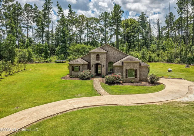 Homes for sale in Summit, MS | 6929 Moak Rd, Summit, MS 39666 | MLS# 4155432