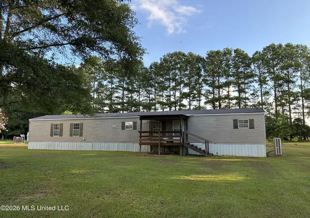 Homes for sale in Lucedale, MS | 6601 Skeeter Branch Rd, Lucedale, MS 39452 | MLS# 4155431