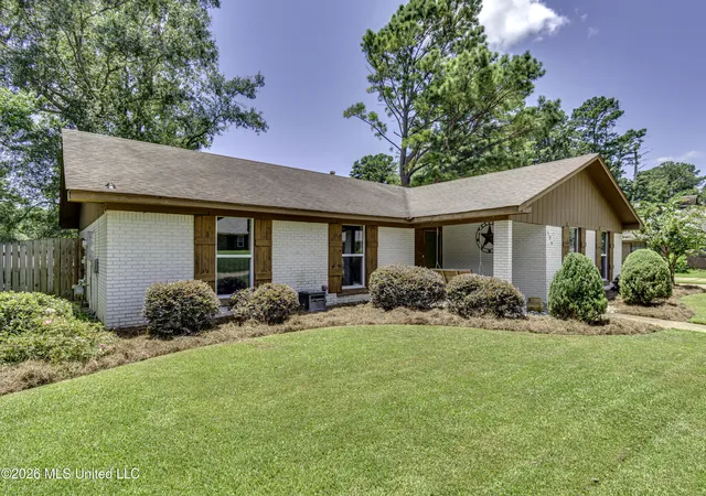 Homes for sale in Brandon, MS | 126 Ridge Rd, Brandon, MS 39042 | MLS# 4155486