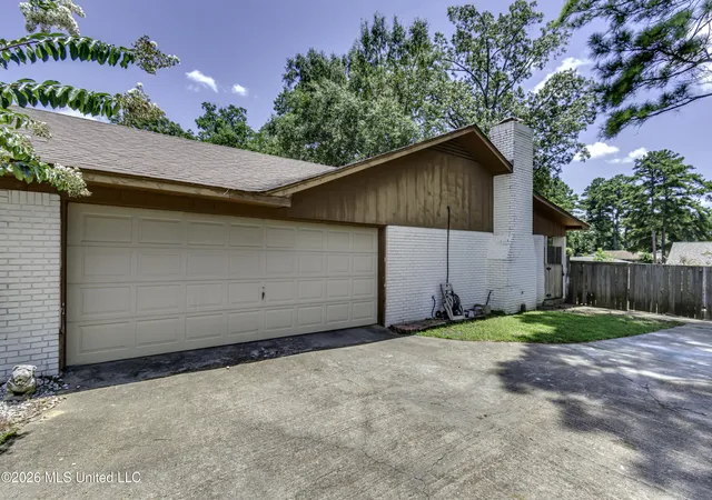 Homes for sale in Brandon, MS | 126 Ridge Rd, Brandon, MS 39042 | MLS# 4155486