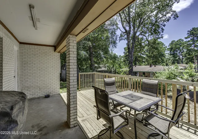 Homes for sale in Brandon, MS | 126 Ridge Rd, Brandon, MS 39042 | MLS# 4155486