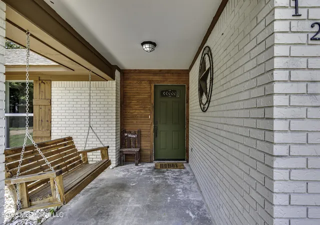 Homes for sale in Brandon, MS | 126 Ridge Rd, Brandon, MS 39042 | MLS# 4155486