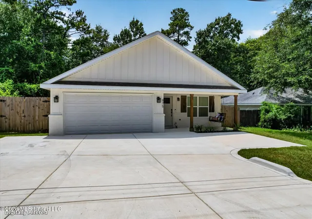Homes for sale in Diamondhead, MS | 975 Luawai Wy, Diamondhead, MS 39525 | MLS# 4155469