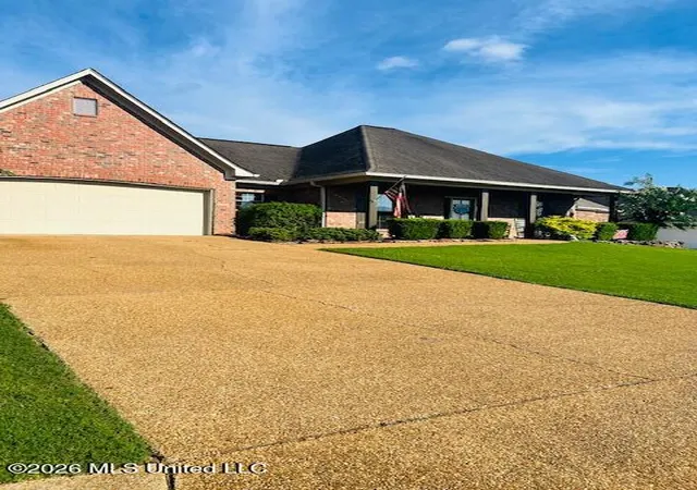 Homes for sale in Florence, MS | 406 Copper Ridge Dr, Florence, MS 39073 | MLS# 4155491