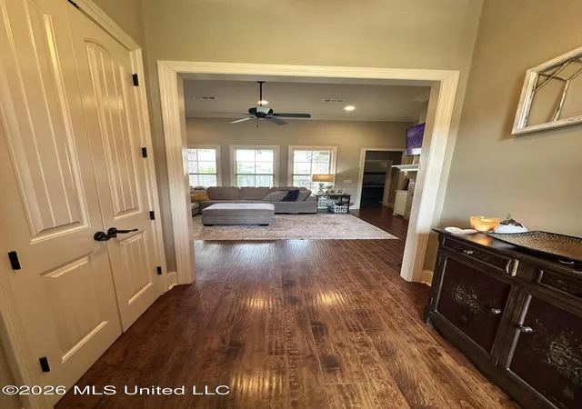 Homes for sale in Florence, MS | 407 Copper Ridge Dr, Florence, MS 39073 | MLS# 4155744