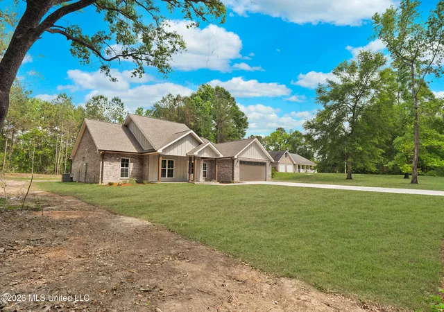 2nd image of 108 Hickory Ridge Dr, Picayune, MS 39466 | MLS# 4155529