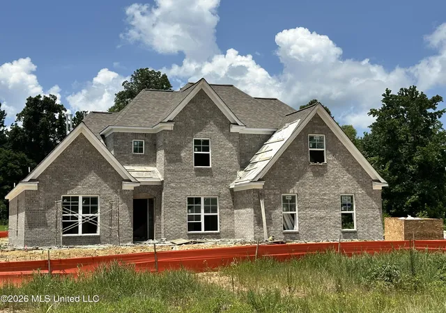 Homes for sale in Lake Cormorant, MS | 875 Hazelwood Dr, Lake Cormorant, MS 38641 | MLS# 4155547