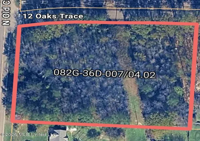 1st image of 12 Oaks Tr, Canton, MS 39046 | MLS# 4155628