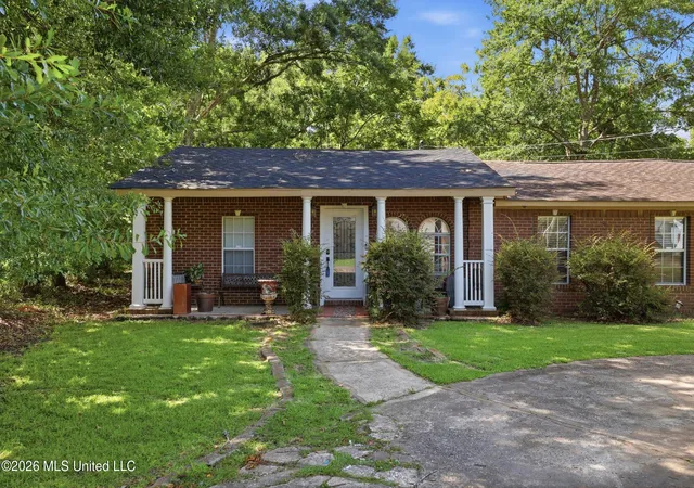 Homes for sale in Moss Point, MS | 3518 Hemlock Ave, Moss Point, MS 39563 | MLS# 4155559