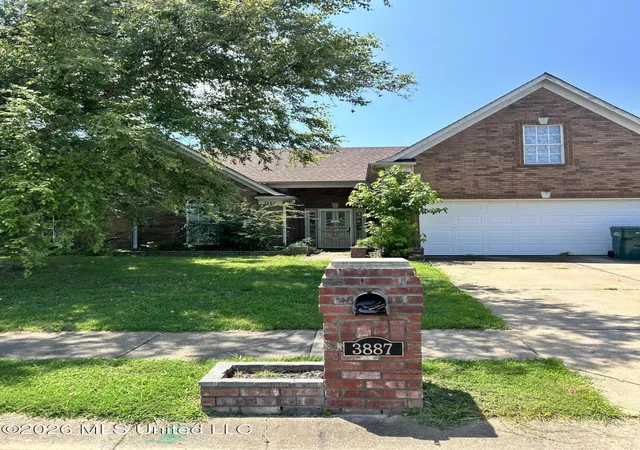 Homes for sale in Southaven, MS | 3887 Rasco Hills Dr, Southaven, MS 38671 | MLS# 4155583