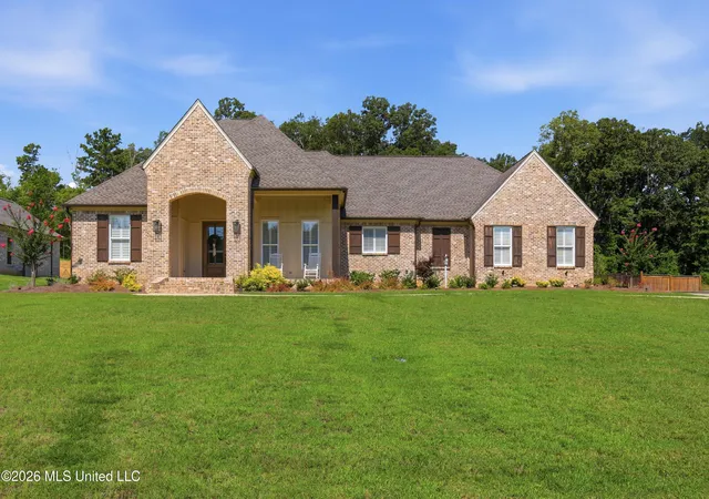 Photo 1 of Sale Pending at 114 Richburg Ct, Pearl, MS 39208 | MLS# 4155589 | Listing updated on 2026-08-30