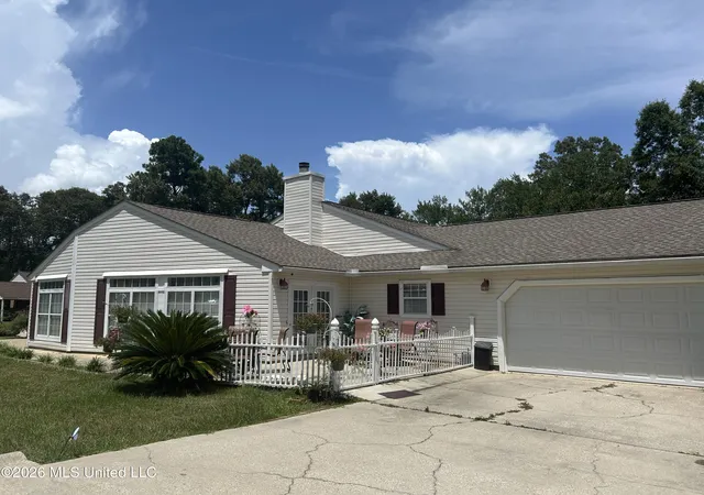 Homes for sale in Diamondhead, MS | 980 Hamakua St, Diamondhead, MS 39525 | MLS# 4155881