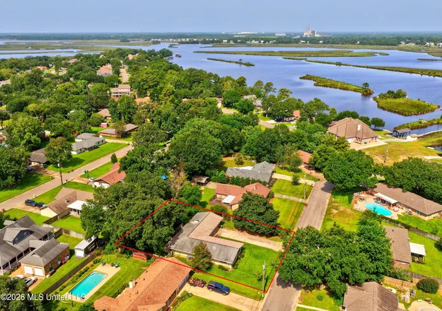 Photo 3 of Single family home for sale at 2421 Regency Dr, Biloxi, MS 39532 | MLS# 4155703 | Listing updated on 2026-09-13