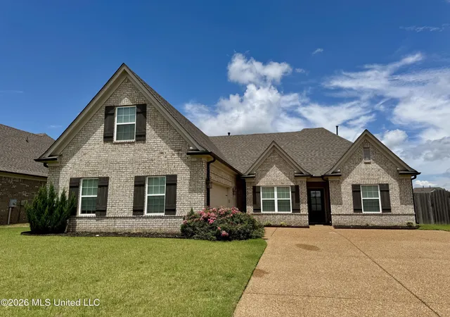 Homes for sale in Hernando, MS | 708 Holiday Cvs, Hernando, MS 38632 | MLS# 4155591
