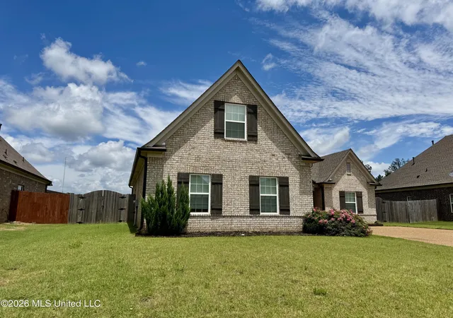 Homes for sale in Hernando, MS | 708 Holiday Cvs, Hernando, MS 38632 | MLS# 4155591