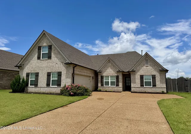 Homes for sale in Hernando, MS | 708 Holiday Cvs, Hernando, MS 38632 | MLS# 4155591