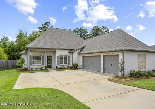 Photo 1 of Single family home for sale at 123 Freeland Ln, Clinton, MS 39056 | MLS# 4155906 | Listing updated on 2026-09-04