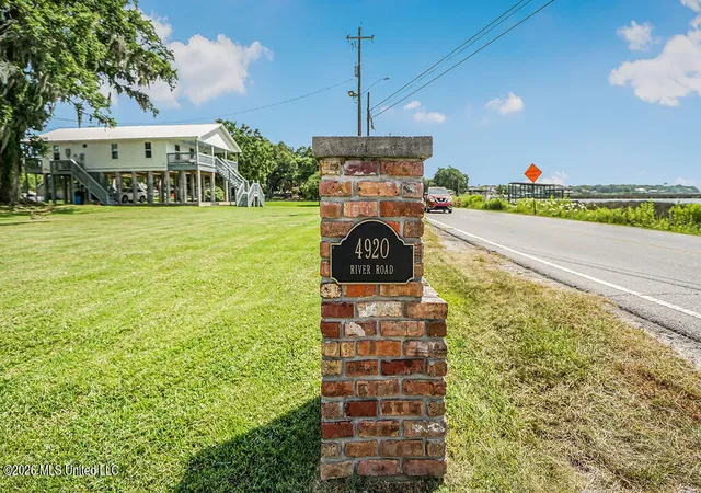 1st image of 4920 River Rd, Pascagoula, MS 39567 | MLS# 4155661