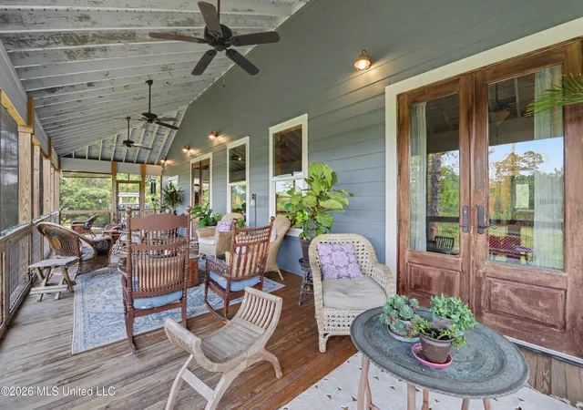 Homes for sale in Pass Christian, MS | 3454 Bayou Dr, Pass Christian, MS 39571 | MLS# 4155810