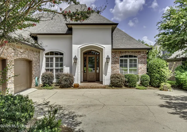 Photo 2 of Single family home for sale at 129 Hoy Farms Dr, Madison, MS 39110 | MLS# 4156391 | Listing updated on 2026-09-13