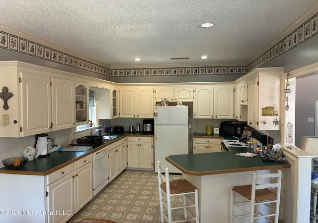 Homes for sale in Prentiss, MS | 1370 Dan St, Prentiss, MS 39474 | MLS# 4155601