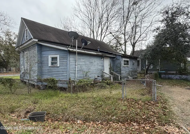3rd image of 4209 Pascagoula St, Pascagoula, MS 39567 | MLS# 4155626