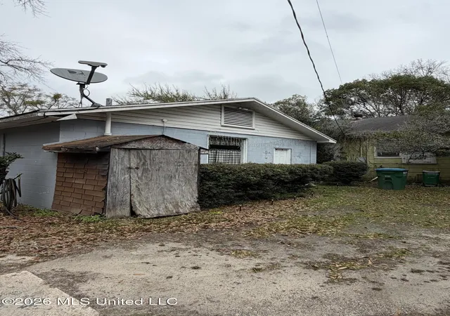 5th image of 1310 Polk Ave, Pascagoula, MS 39567 | MLS# 4155624