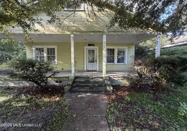 1st image of 1312 Polk Ave, Pascagoula, MS 39567 | MLS# 4155620