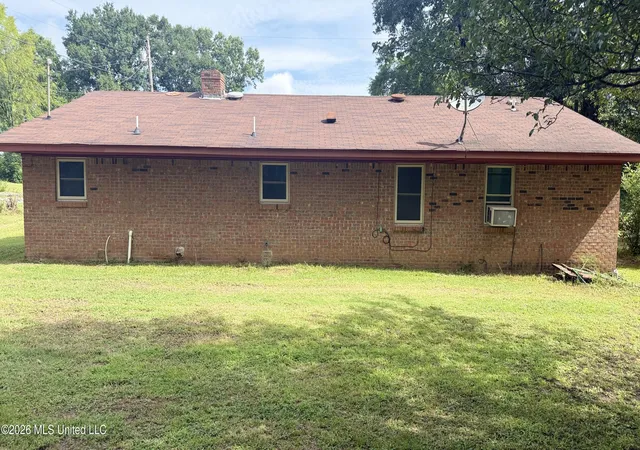 Homes for sale in Senatobia, MS | 1513 L R L Rd, Senatobia, MS 38668 | MLS# 4155765