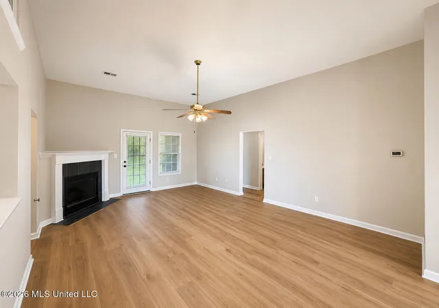 Photo 2 of Single family home for sale at 9015 Ontario Dr, Olive Branch, MS 38654 | MLS# 4155634 | Listing updated on 2026-09-01