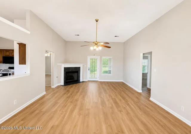 Photo 3 of Single family home for sale at 9015 Ontario Dr, Olive Branch, MS 38654 | MLS# 4155634 | Listing updated on 2026-09-01
