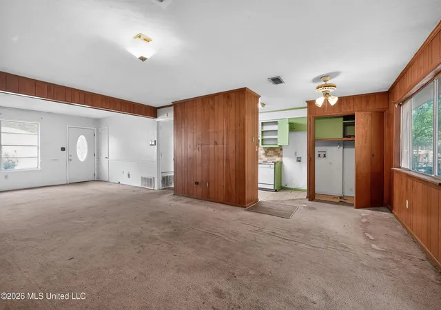 Photo 4 of Single family home for sale at 5312 Cedar Park Dr, Jackson, MS 39206 | MLS# 4156091 | Listing updated on 2026-09-17