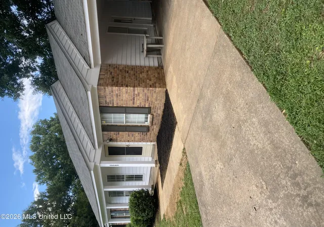 Homes for sale in Horn Lake, MS | 3565 Shadow Oaks Pkwy, Horn Lake, MS 38637 | MLS# 4155748
