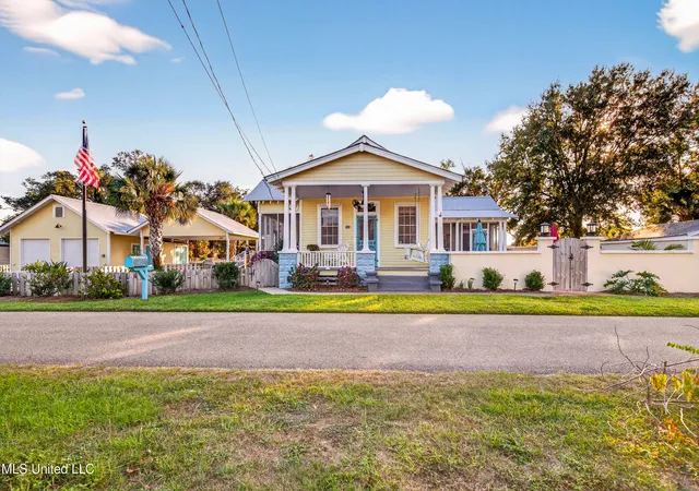 Photo 1 of Single family home for sale at 134 Keller St, Bay Saint Louis, MS 39520 | MLS# 4155656 | Listing updated on 2026-07-13