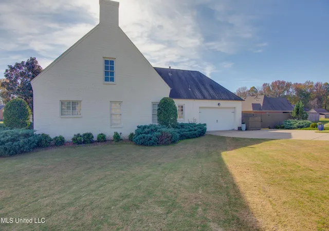 Photo 4 of Single family home for sale at 3327 Pettingill Way, Hernando, MS 38632 | MLS# 4155655 | Listing updated on 2026-07-13