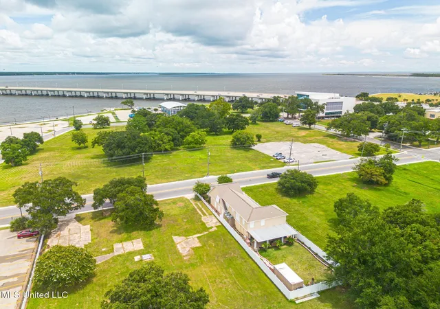 5th image of 133 Myrtle St, Biloxi, MS 39530 | MLS# 4155674