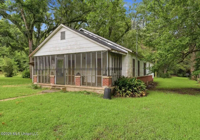 Photo 2 of Single family home for sale at 115 Tom Weathersby, Mendenhall, MS 39114 | MLS# 4156306 | Listing updated on 2026-07-17