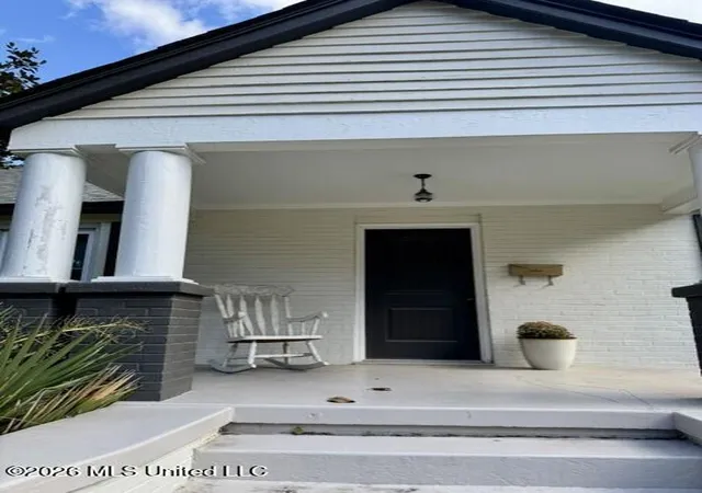 Homes for sale in Natchez, MS | 201 Magnolia Pl, Natchez, MS 39120 | MLS# 4155713