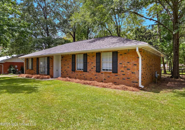 Photo 2 of Single family home for sale at 132 Cumberland Rd, Brandon, MS 39047 | MLS# 4155856 | Listing updated on 2026-09-23