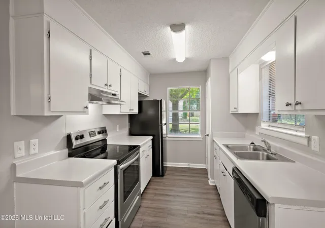 Photo 3 of Single family home for sale at 132 Cumberland Rd, Brandon, MS 39047 | MLS# 4155856 | Listing updated on 2026-09-23